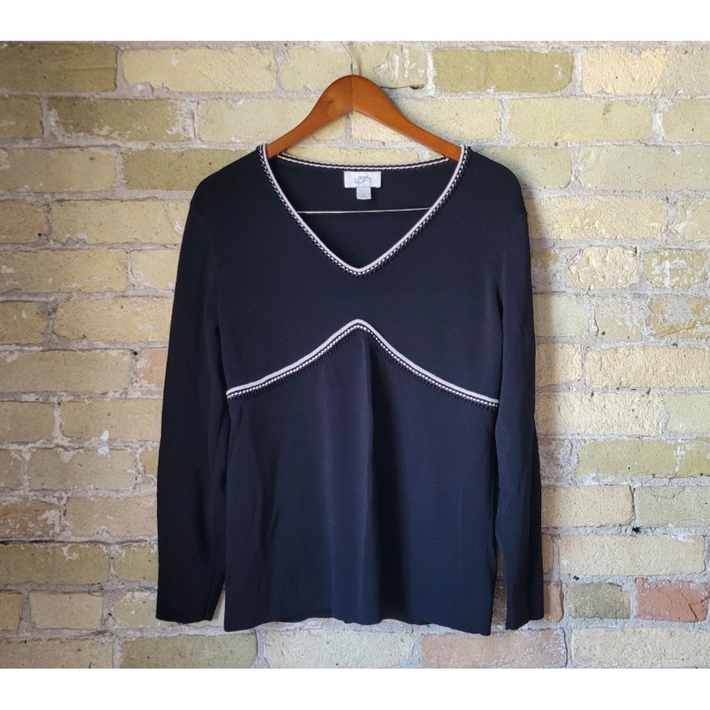Ann Taylor Loft Black V-Neck Sweater Crochet Trim White Detail XL Mens‎